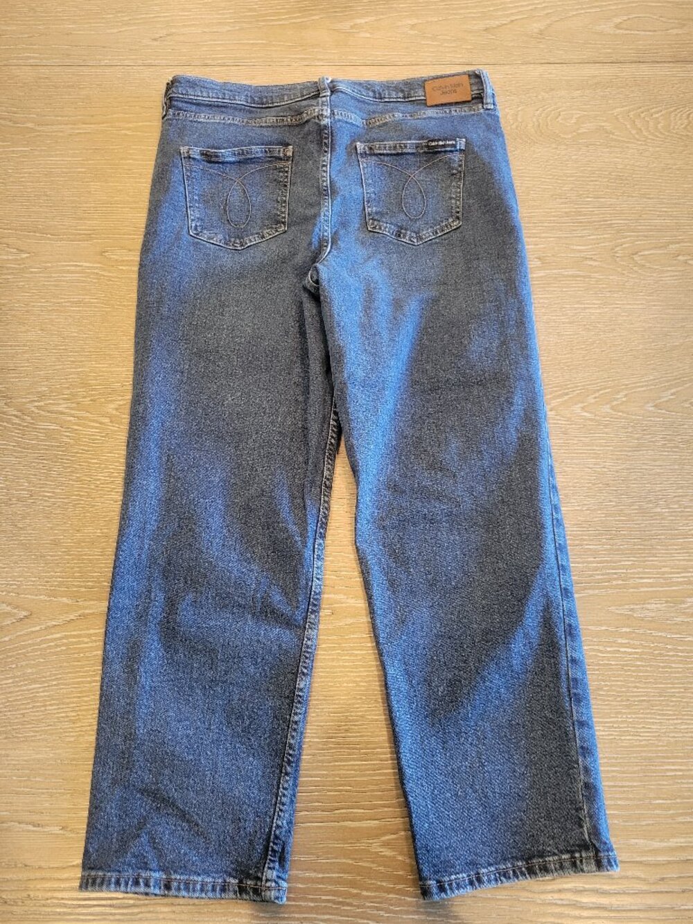 Calvin Klein Jeans Size 14 Straight Leg Stretch Denim Medium Wash